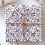 Papel De Presente Rústico Púrpura Púrpura Padrão floral de Aquarela<br><div class="desc">Melhore qualquer presente com o nosso presente de design floral moderno, adicionando um toque especial aos seus presentes. Este bonito papel de embrulho de vassoura apresenta elegantes florais de aquarelas sobre um fundo branco pristino. O padrão repetitivo em tons de roxo e azul é perfeito para casamentos, chás de panela,...</div>