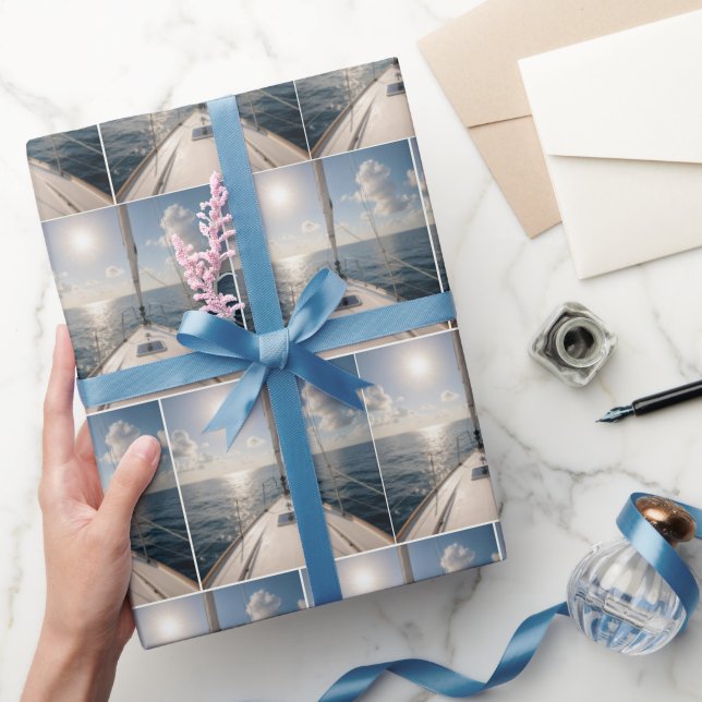 Papel De Presente Sailboat On Calm Ocean Water (Presentear)