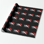 Papel De Presente Senhorita America Crown & Santa Hat.<br><div class="desc">Papel de embrulho de Natal mostrado com uma coroa prateada de quatro pontos e um chapéu vermelho festivo de Papai Noel jogado de um lado. Feliz texto de Natal por baixo da coroa. Vermelho,  Prata e Branco sobre fundo Negro. Personalize este item ou comprar como está.</div>