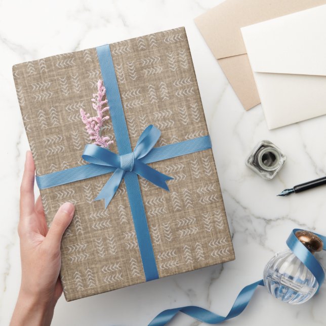Papel De Presente Setas em Linho Caramelo (Presentear)