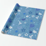 Papel De Presente Símbolos Hanukkah<br><div class="desc">Este design apresenta símbolos Chanucá como Menorah, Estrelas, pássaros em fundo azul. É perfeito para judeu para a celebração de Chanucá.</div>