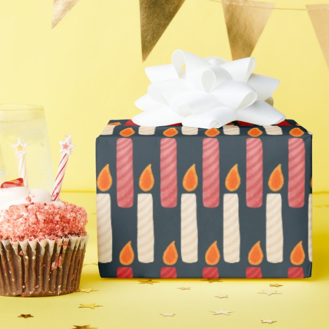 Papel De Presente Striped Festive Candle Holiday Wrapping Paper (Festa de aniversário)