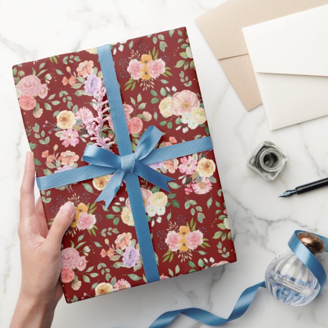 Papel De Presente Summer Boho Floral no Barn Red (Presentear)