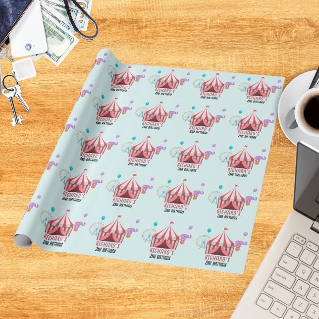 Papel De Presente Tema de Festa de Aniversário Infantil do Carnaval  (Criador carregado)