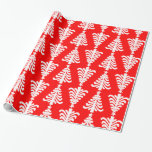 Papel De Presente Teste padrão moderno das árvores do vermelho e do<br><div class="desc">Um teste padrão bonito,  à moda e elegante das árvores do White Christmas em um fundo vermelho. O vermelho e o teste padrão das listras das árvores do White Christmas adicionam um toque moderno a seus presentes festivos.</div>