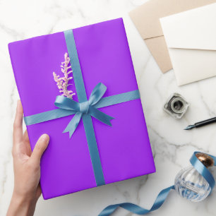 Papel De Presente Tonalidade de Cor Roxa Veronica Simples