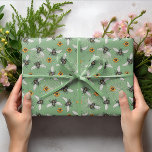 Papel De Presente Trendy Sage Green Buzzing Honeybee para o Verão<br><div class="desc">Dê vida à beleza da natureza com nosso padrão zumbido de abelha de mel, com ilustrações desenhadas à mão por Nathalie Portet. Contra um cenário verde moderno, o Primavera amarelo Cosmos floresce, criando uma cena alegre e balbuciosa. Perfeito para aniversários de Primavera e verão, entusiastas da natureza, amantes de abelhas,...</div>