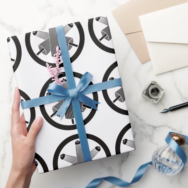 Papel De Presente Três guarda-chuvas, escalonados em círculo (Presentear)