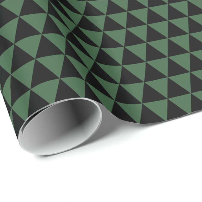 Papel De Presente Triângulos Preto e Verde Caçador (Ponta do rolo)