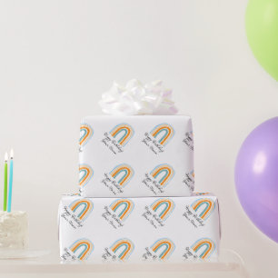 Papel De Presente Um belo arco-íris colorido costurado Aniversário