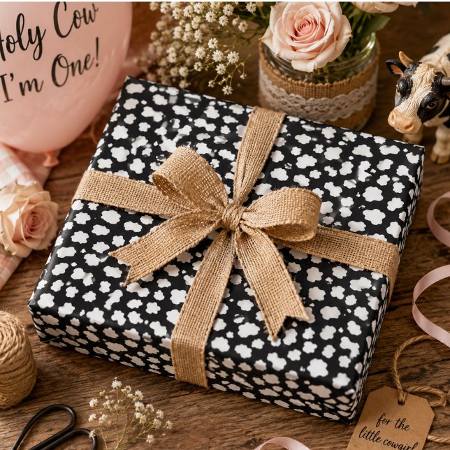 Papel De Presente Vaca Sagrada Eu Sou Uma Vaqueira 1º Aniversário (Holy Cow I'm One Cow Girl 1st Birthday Wrapping Paper)