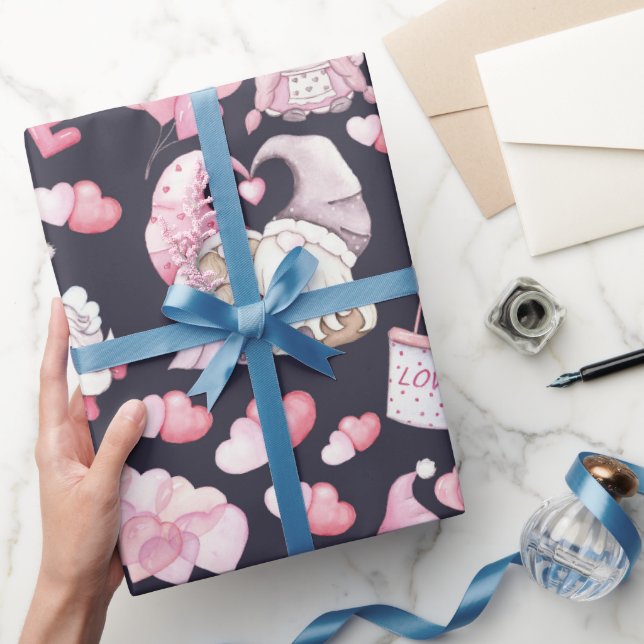 Papel De Presente Valentines Gnomes In Love Wrapping Paper (Presentear)