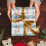 Papel De Presente Vegan Christmas com leitão de desenho animado e pr<br><div class="desc">Este papel de embrulho de Natal Vegan apresenta um belo leitão de desenho animado com um chapéu vermelho e cachecol e alguns presentes coloridos,  num fundo de neve. A legenda negra diz "Natal Vegan Feliz". É o papel perfeito para usar para todos os seus amigos veganos.</div>