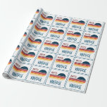 Papel De Presente Vintage 1975 Retro Stripe Sun 50th Birthday<br><div class="desc">.: Diversão As cores primárias aparecem neste design de pôr do sol com faixa retrorativa e a palavra Vintage,  que podem ser alteradas. Você pode personalizar o texto e a fonte! .: Os itens de coordenação estão disponíveis</div>
