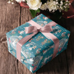 Papel De Presente Vintage Alice no País das Maravilhas<br><div class="desc">Alice foi muito bem projetada na design de padrão maravilhoso. Design apresenta uma mistura de nossos próprios florais originais desenhados à mão e trabalho de arte. Restauramos meticulosamente as ilustrações da safra da Alice no País das Maravilhas, desenhando-as manualmente e trazendo-as à vida com belas toques de aquarela. Design apresenta...</div>