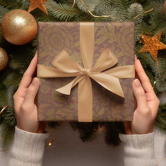 Papel De Presente William Morris Elegant Holiday (Class William Morris design done in earthy tones.)