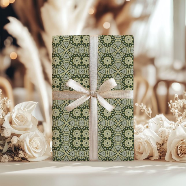 Papel De Presente William Morris inspirou formas verdes pastéis suav (William Morris inspired soft pastel green shapes Wrapping Paper)