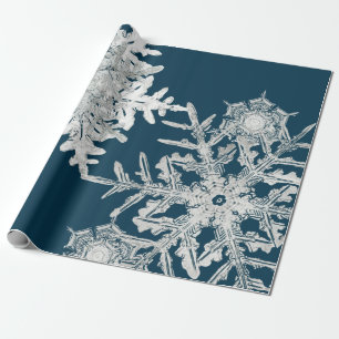 PAPEL DE PRESENTE WILSON BENTLEY SNOW FLAKE COLLAKE NA NOITE AZUL