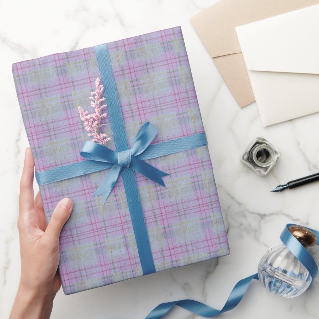 Papel De Presente Xadrez Lavanda Desgastado Pelo Tempo  (Presentear)