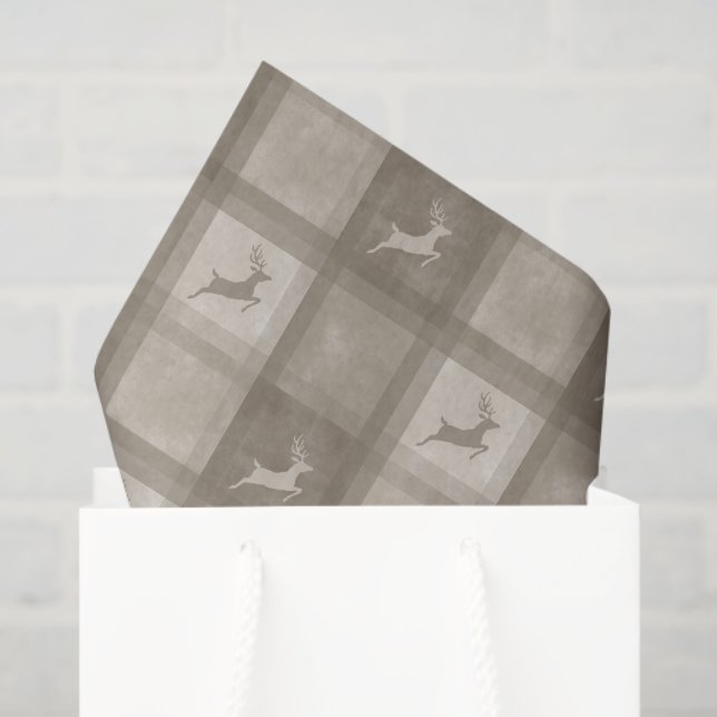 Papel De Seda Beige Textured Plaid With Reindeer Christmas (Sacola de presentes)