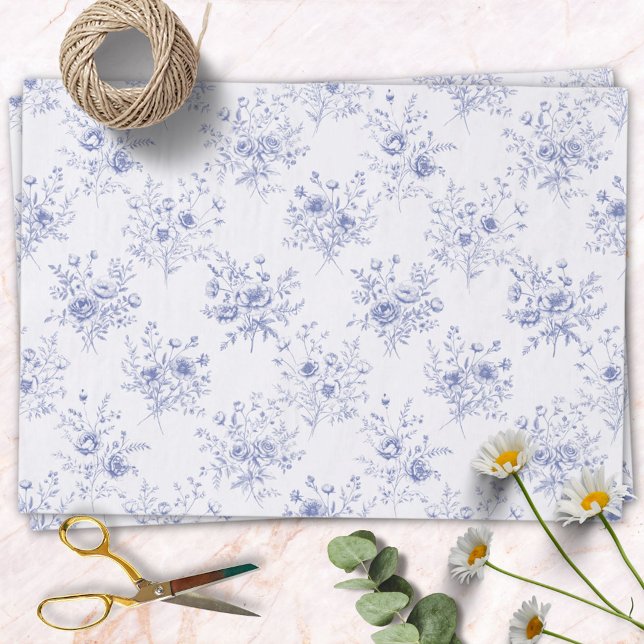 Papel De Seda Classic Blue Flowers Pattern French blue toile  (In situ)