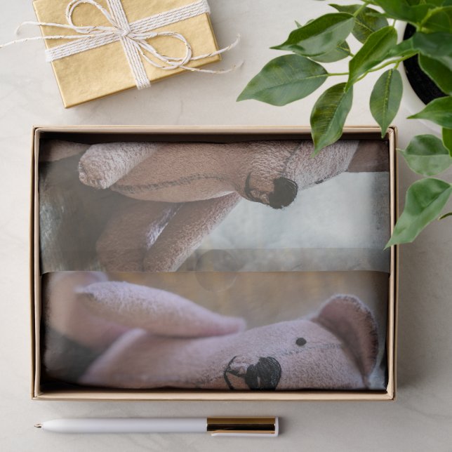 Papel de Seda com Foto de Urso de Pelúcia Antigo (Presente)