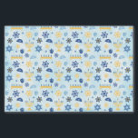 Papel De Seda Hanukkah Chanukah Menorah ilumina estrelas<br><div class="desc">Um teste padrão de elementos judaicos de Hanukkah tais como candelabros,  estrela de David,  Driedel e Yamaka ou Kippah do menorah.  O fundo é uma luz - aguarela azul Washington.  Você pode mudar o tamanho do teste padrão para fazê-lo maior ou menor clicando Customize a.</div>