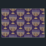 Papel De Seda Menorá azul<br><div class="desc">Padrão de menorah judia com velas em papel de presente azul.</div>