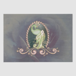 Papel De Seda Um pavão majestoso em ouro e verde.