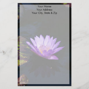 Papelaria Flor Waterlily Roxo E Placas Lilosas Com Linho
