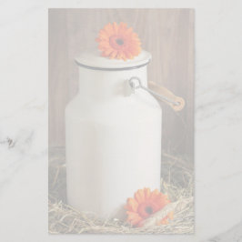 Papelaria Jug de Leite Branco Russo com Flores Laranja Foto