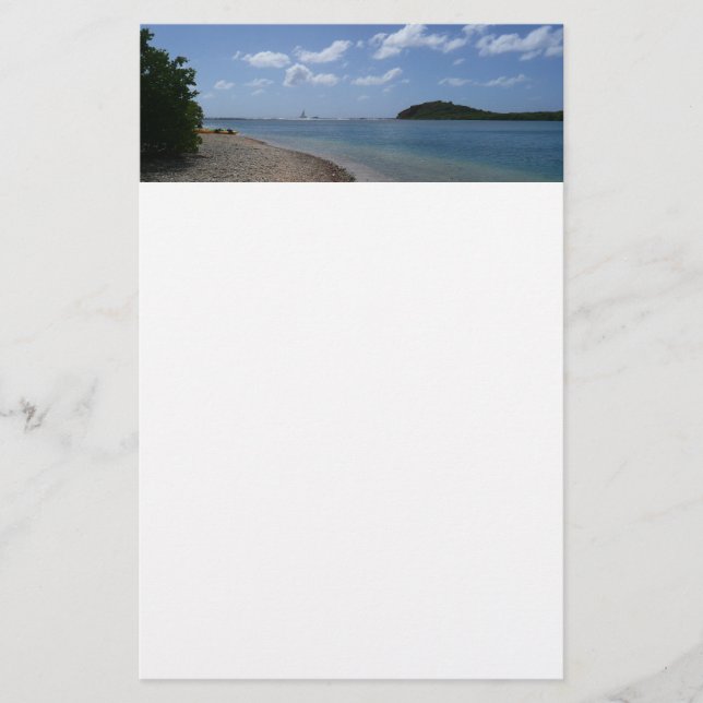 Papelaria O veleiro à distância na Rua. (Frente)