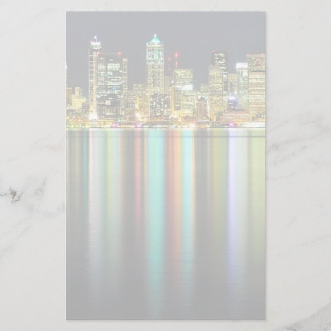 Papelaria Skyline de Seattle na noite com reflexão (Frente)