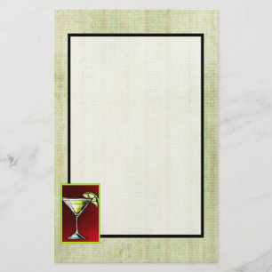 Papelaria Uma bebida do cocktail em um vidro de Martini com
