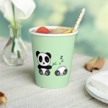 Par de pequenos pandas bonitos em verde
