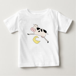 Para Bebê A vaca salta sobre o camiseta e os presentes da
