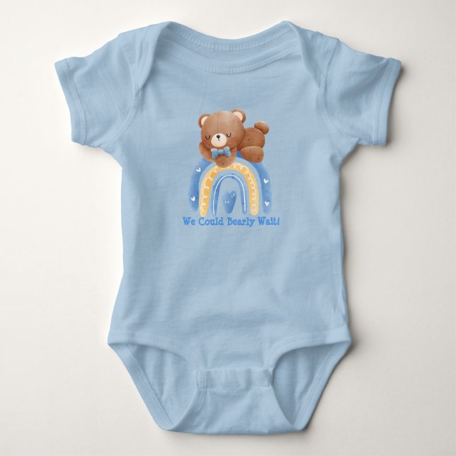 Para Bebê Body Macacão Urso Arco-Íris Mal Podíamos Esperar (Frente)
