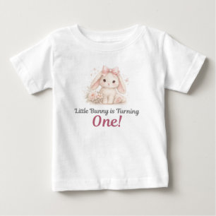 Para Bebê Camiseta de Aniversário do Pequeno Coelho Fazendo 