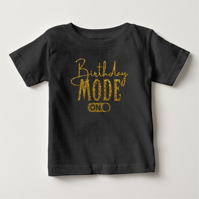 Para Bebê Camiseta Modo Aniversário Ligado (Frente)
