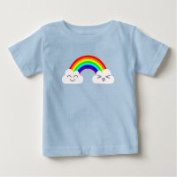 Camiseta Nuvens Fofas e Arco-íris