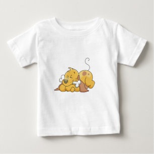 Para Bebê Cão feliz com camiseta e presentes do osso
