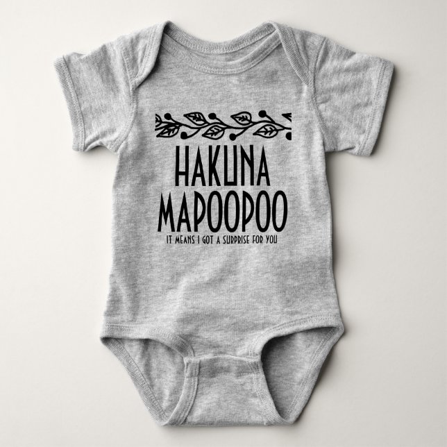 Para Bebê Hakuna Mapoopoo Baby Body (Frente)