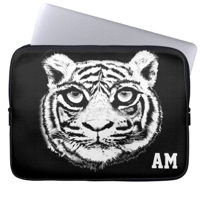 Para Notebook Rosto de tigre selvagem em capa de laptop monogram (Frente)