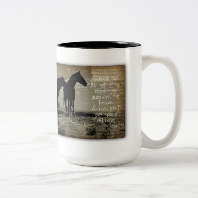 Para olhar em cima de uma caneca do cavalo (Direita)