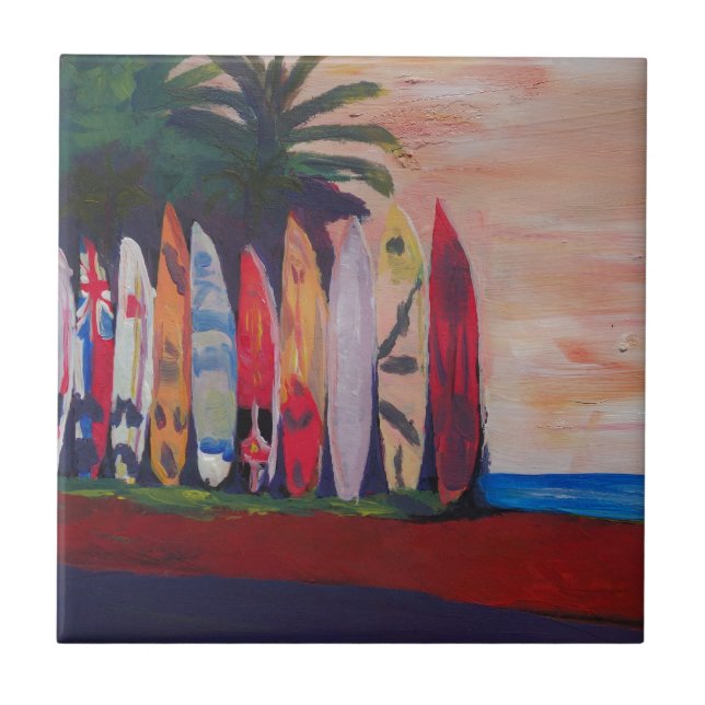 Parede da cerca do conselho de surf no beira-mar (Frente)