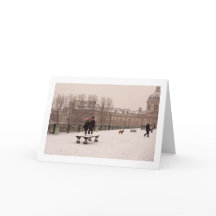 Parisiense Caminhando Através Do Cartão De Saudaçã