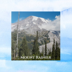Passando a Nuvem sobre o Monte Rainier Photo