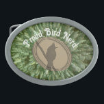 Pássaro Nerd Silhouette Castanho Verde<br><div class="desc">Adicione um toque do seu amor pelos pássaros à sua roupa com esta fivela de nerd de pássaros com uma silhueta de pássaros em marrom com uma esteira verde de faixas atrás da silhueta. O "Nerd de pássaros Orgulhosos" aparece acima da imagem do pássaro e pode ser facilmente personalizado. Design...</div>