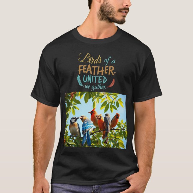 Pássaros de uma Design de Camisa de Pena. (Frente)