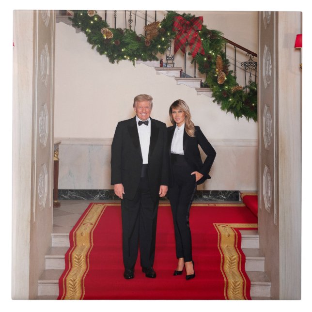 Passos de Natal O Presidente Donald Trump & Melani (Frente)